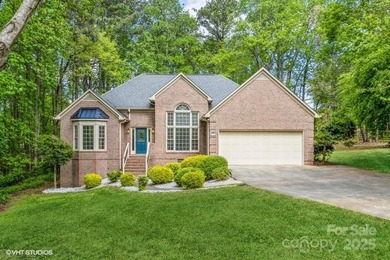 Lake Norman Home Active Under Contract in Mooresville North Carolina