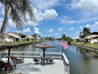 Cape Coral Lakes Area Condo For Sale in Cape Coral Florida