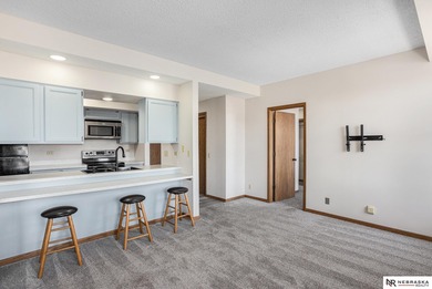 Kristine Nichols, M: , kristine.nichols,   - Ideal for college