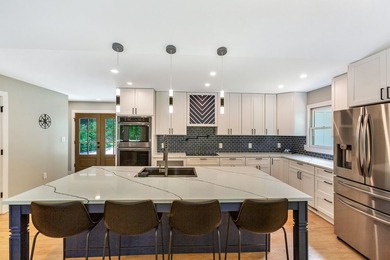 Stunning fully remodeled home presents like new construction - photo 5