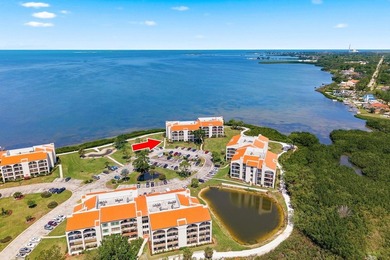 Welcome to coastal living at its finest - a rare first-floor - photo 3