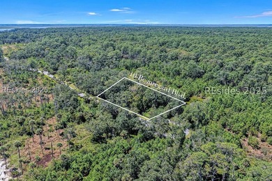 Just a few steps from the sand, **10 Beauregard Blvd** sits in - photo 6