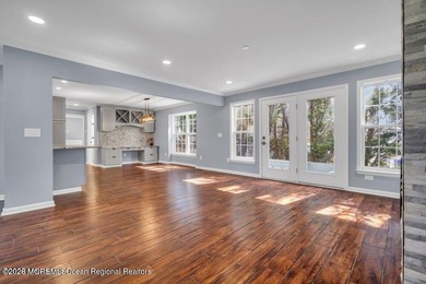 A majestic money Island gem awaits steps from the beach and