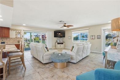 Charming coastal retreat ideally located on the south end of - photo 9