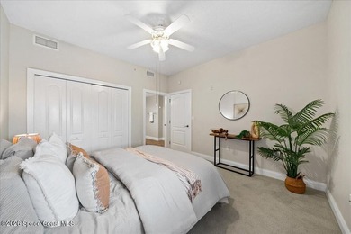 Imagine exquisite river views while sipping morning coffee - photo 13