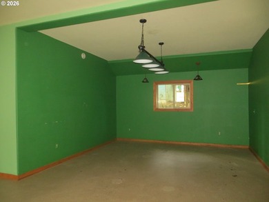 Discover your dream home nestled in a picturesque Fishhawk Lake - photo 14