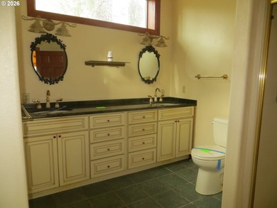 Discover your dream home nestled in a picturesque Fishhawk Lake - photo 18