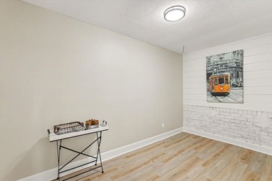 *1 photo is virtually staged* Stunning country retreat in N.E - photo 19