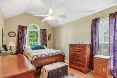 Wonderfully maintained home located on a cul-de-sac close to - photo 25