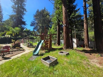 Happy Valley charmer on a large, sunny lot surrounded by - photo 29