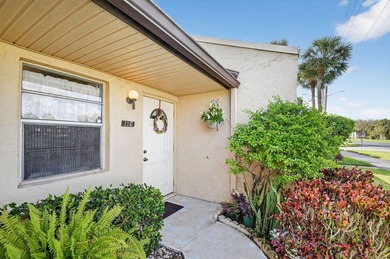 CONVERTIBLE 2 BR 2 BA VILLA - UPDATED AND MOVE-IN READY! Enjoy - photo 1