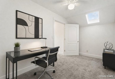 Welcome to this beautifully maintained townhouse in a quiet - photo 32