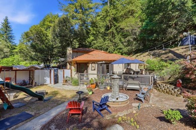 Happy Valley charmer on a large, sunny lot surrounded by - photo 33