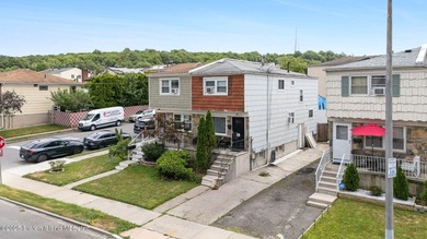 Welcome to your next chapter in this beautifully renovated - photo 3