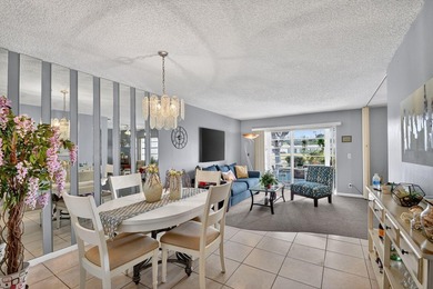 CONVERTIBLE 2 BR 2 BA VILLA - UPDATED AND MOVE-IN READY! Enjoy - photo 6