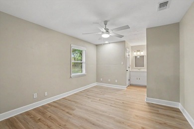 *1 photo is virtually staged* Stunning country retreat in N.E - photo 36