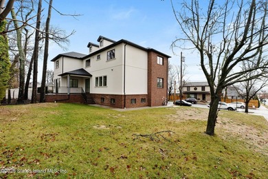 Welcome home to 69 Elmbank Street! This exceptional, brand new - photo 3