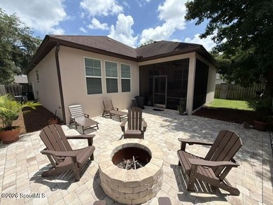 A beautiful single-story home on a corner lot in the great - photo 3