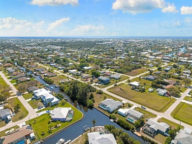 FREEDOM & WATERFRONT LIVING - NO DEED RESTRICTIONS! Discover the - photo 11