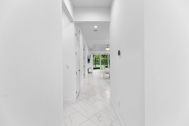 **UPGRADED TO THE MAX - AVAILABLE NOW** Private, Turn-Key Living - photo 11