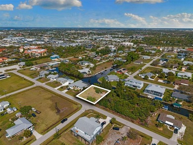 FREEDOM & WATERFRONT LIVING - NO DEED RESTRICTIONS! Discover the - photo 12