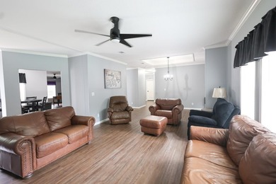 Welcome to your private retreat in Midway! Situated on 2 - photo 4