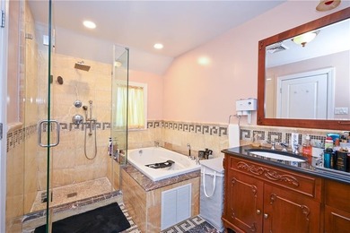Best of Mill Basin - Rare Find. Stunning Detached Colonial in - photo 17