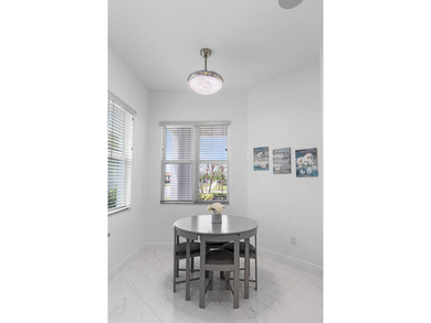 **UPGRADED TO THE MAX - AVAILABLE NOW** Private, Turn-Key Living - photo 18