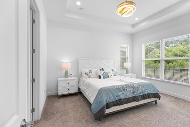 **UPGRADED TO THE MAX - AVAILABLE NOW** Private, Turn-Key Living - photo 32