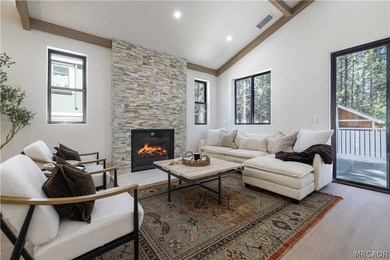 Tucked beneath wide open skies with stunning Gold Mountain views - photo 6
