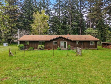 Solid home in the country yet close to town, on one acre at the - photo 46
