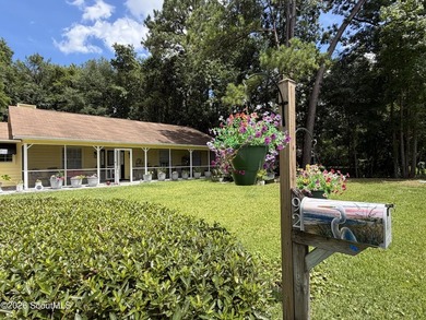 This well-maintained home in Avoca Villa is located off Highway - photo 4