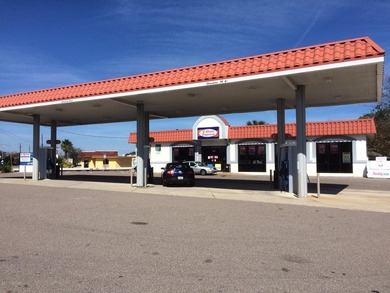 Incredible Opportunity! This Absolute NNN Leased Convenience - photo 1