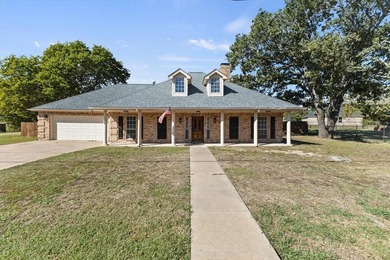 Lake Tawakoni Home For Sale in West Tawakoni Texas
