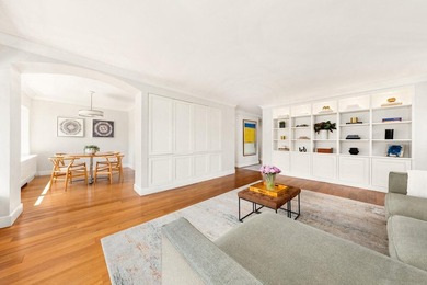 Sun-drenched and beautifully appointed corner two-bedroom - photo 4