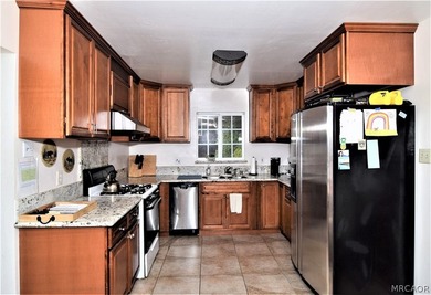 Location... Location... Location, this beautifully 3 bedroom, 2 - photo 9