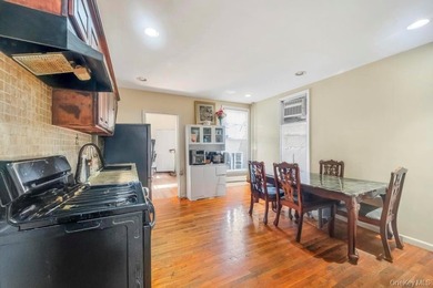 Welcome to your next East New York gem! This fully attached home - photo 19