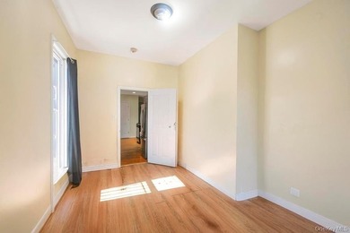 Welcome to your next East New York gem! This fully attached home - photo 21