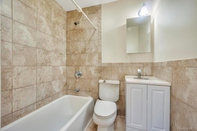Welcome to your next East New York gem! This fully attached home - photo 23
