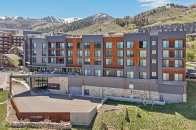 Silver Springs Lake Condo For Sale in Park City Utah