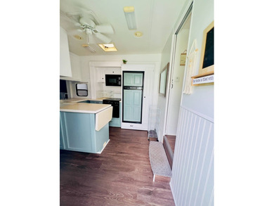 ALL AGE PARK, PET FRIENDLY, $550/MONTH LOT RENT UTILITIES - photo 7