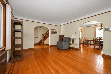 Lovingly Maintained Detached Colonial Nestled on a Beautiful - photo 3