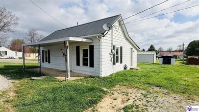 Charming and move-in ready, this 728 sq ft home is conveniently - photo 7