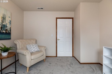 Such a beautifully maintained 5-bedroom, 3.5-bath home with a - photo 13