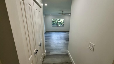 Exceptional & Rarely Available Ground-Floor Corner Residence - photo 15