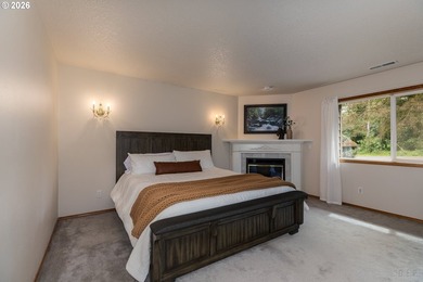 Such a beautifully maintained 5-bedroom, 3.5-bath home with a - photo 16