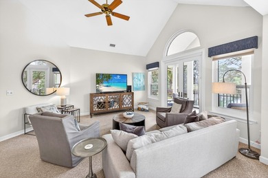 Beautifully updated and offered fully furnished, this spacious - photo 2
