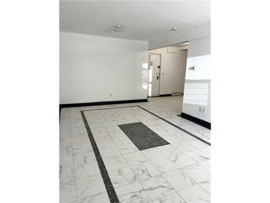 A large 1 bedroom condominium,775 square.ft., right next to - photo 8