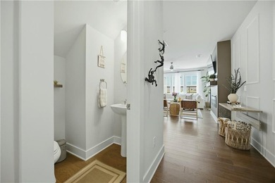 Beautifully upgraded townhome located in the desirable Westshore - photo 2