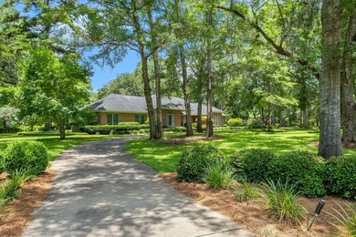 Lake Elizabeth - Leon County Home Active Under Contract in Tallahassee Florida